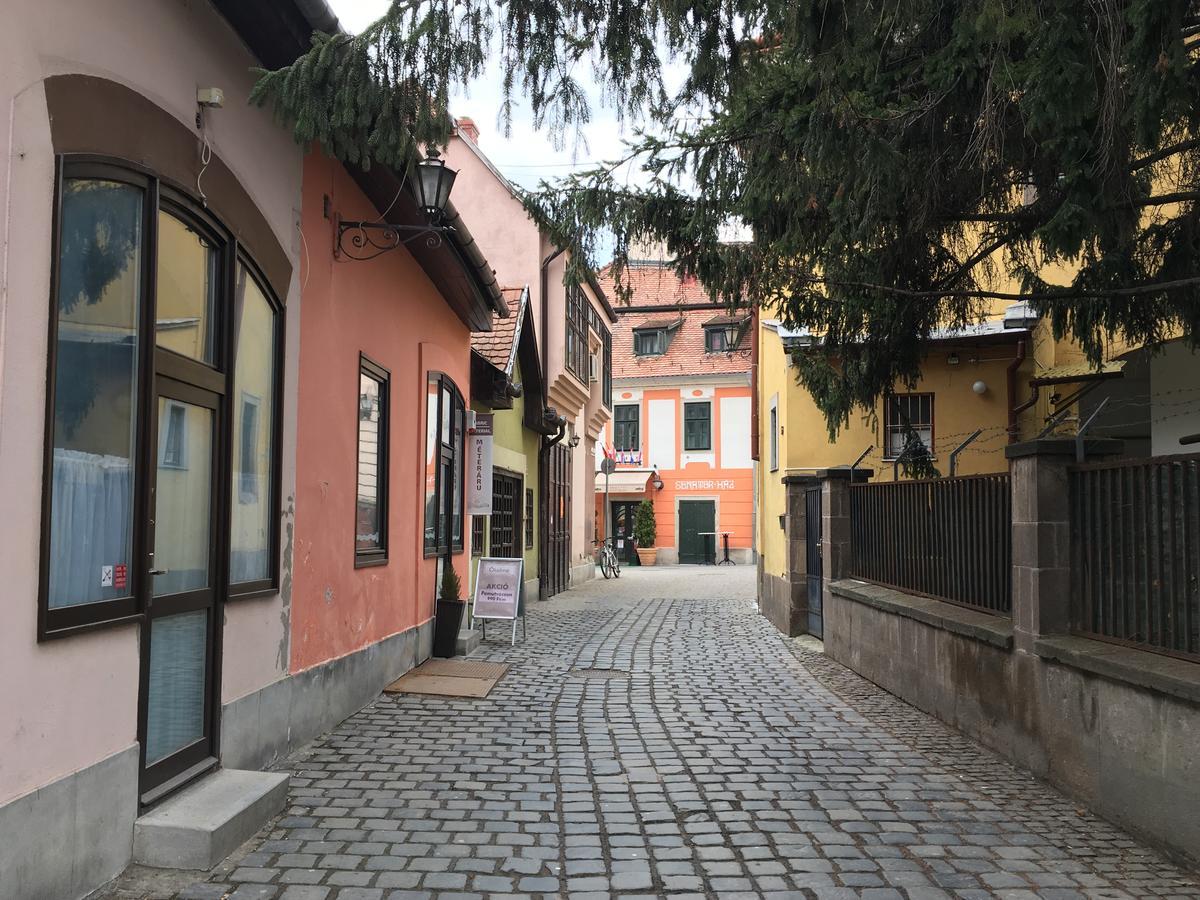 Macskakő Apartman Eger Kültér fotó